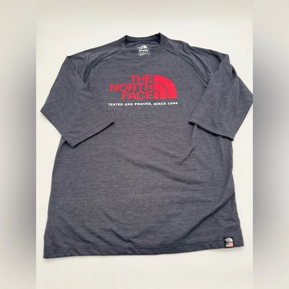 Men’s North Face Heather Blue T-Shirt 3/4 Sleeve Red Logo Standard Fit Sz M